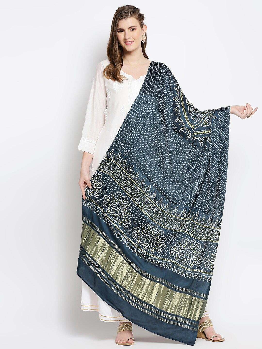 

Dupatta Bazaar Blue & Gold-Toned Printed Bandhani Dupatta with Zari