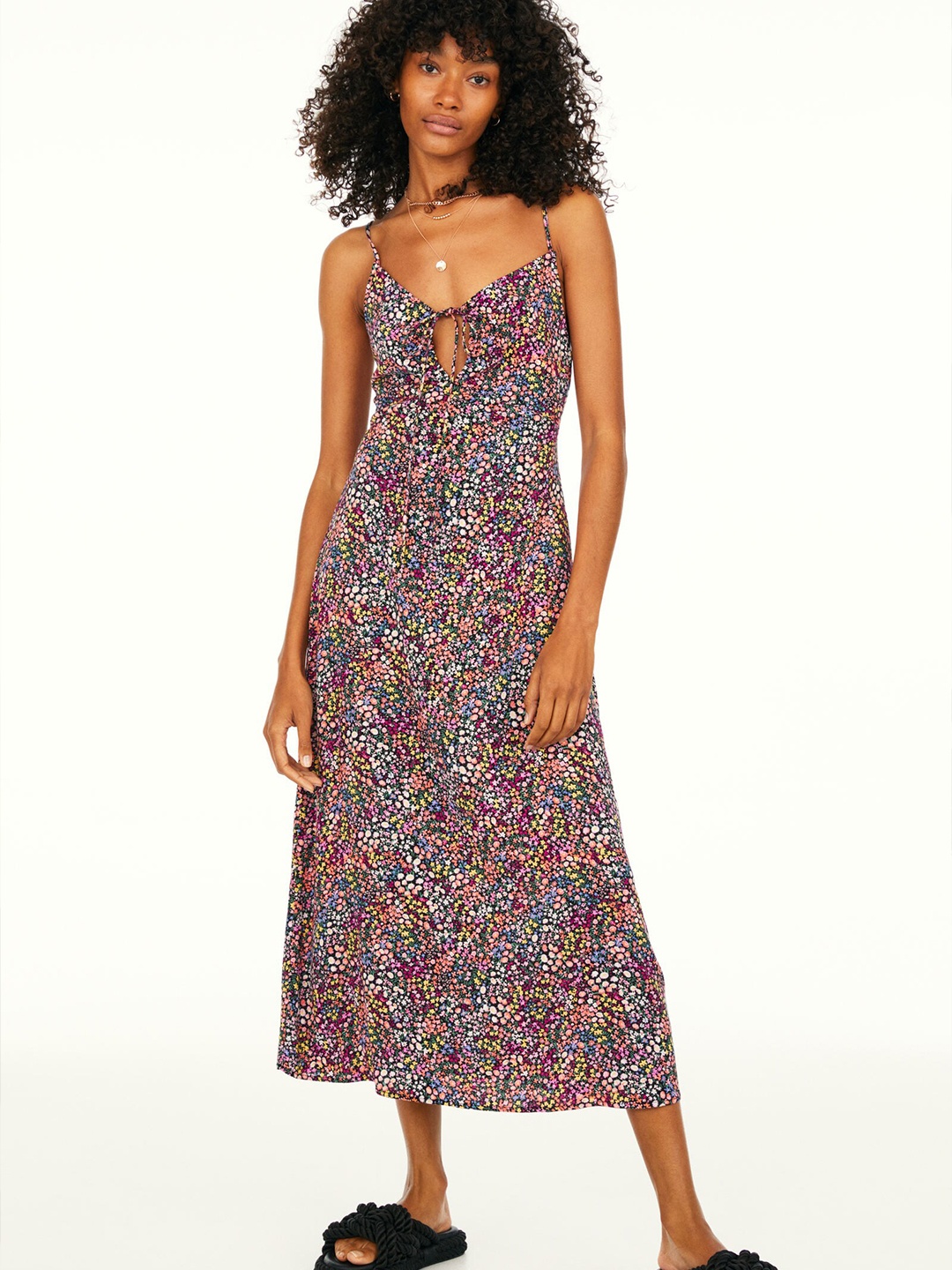 

H&M Black Patterned Dress