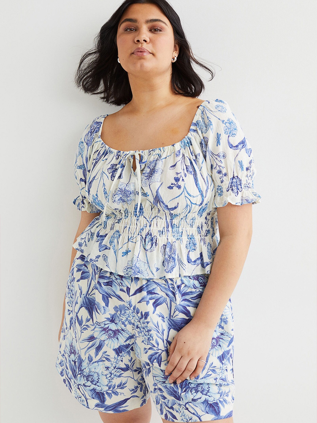 

H&M+ White Puff-Sleeved Peplum Blouse