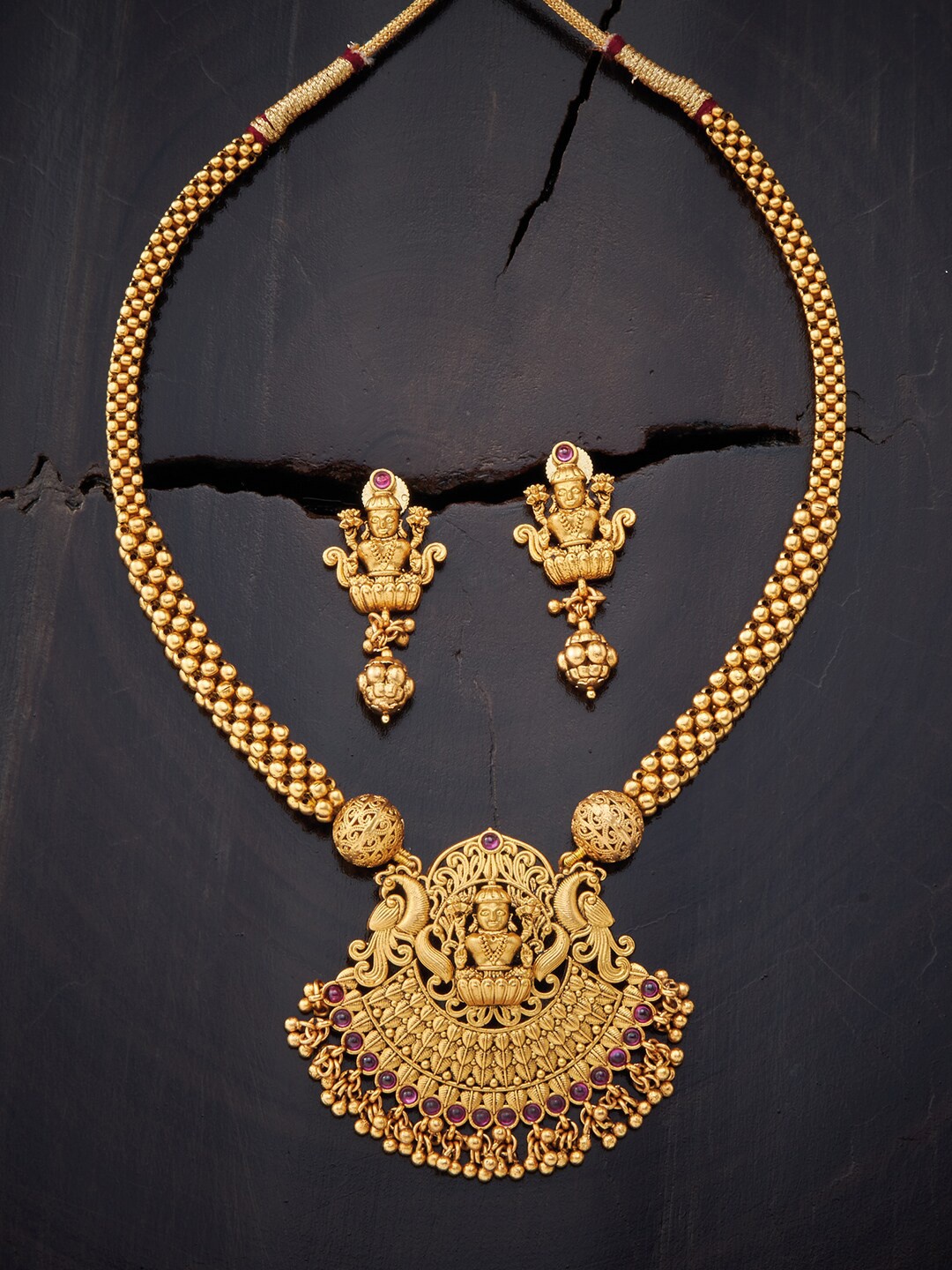 

Kushal's Fashion Jewellery Red Gold-Plated Antique Necklace