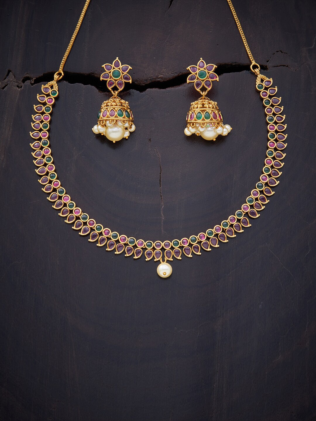 

Kushal's Fashion Jewellery Red & Green Gold-Plated Antique Necklace Set