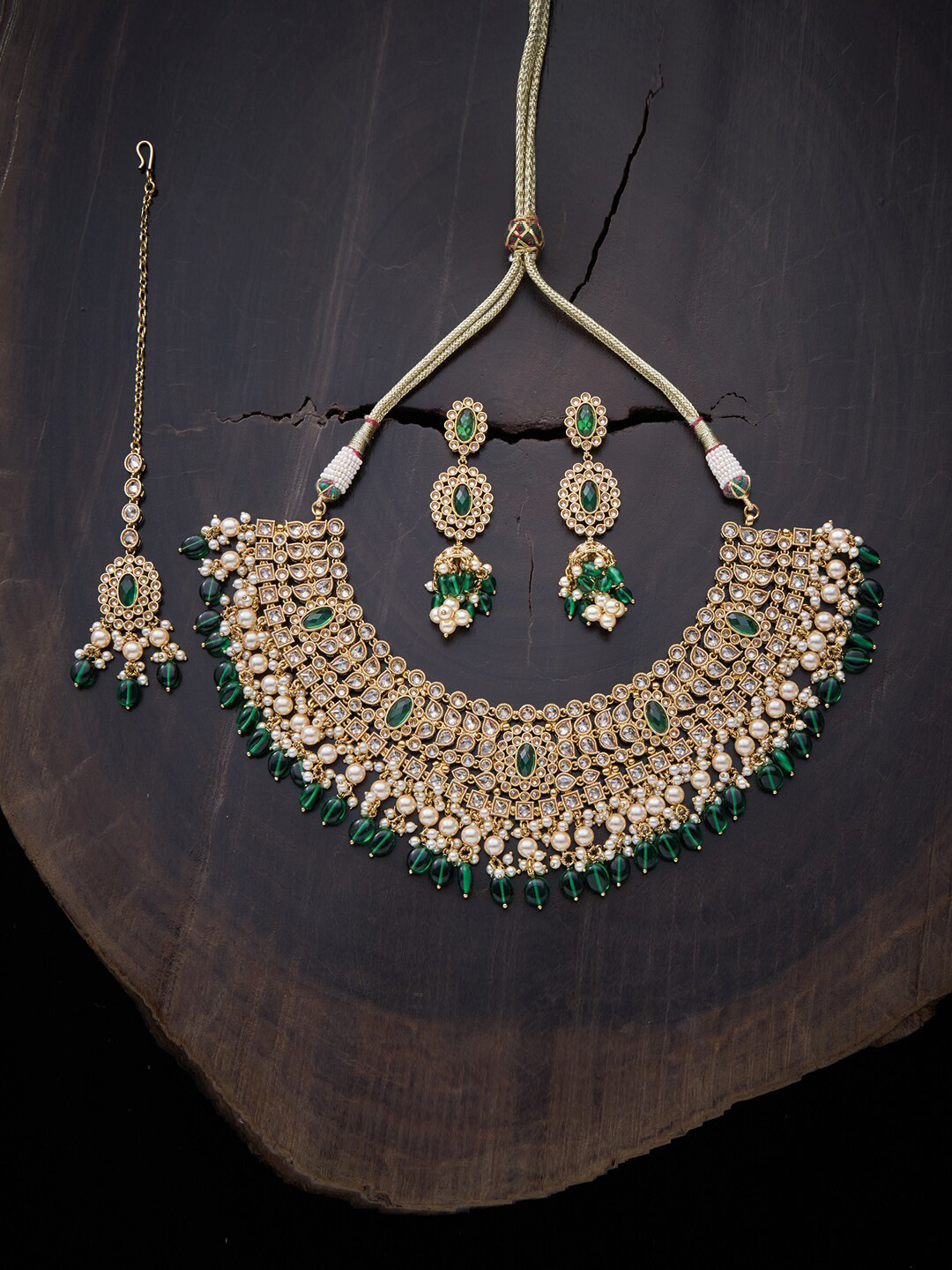 

Kushal's Fashion Jewellery Green Gold-Plated Antique Necklace Set