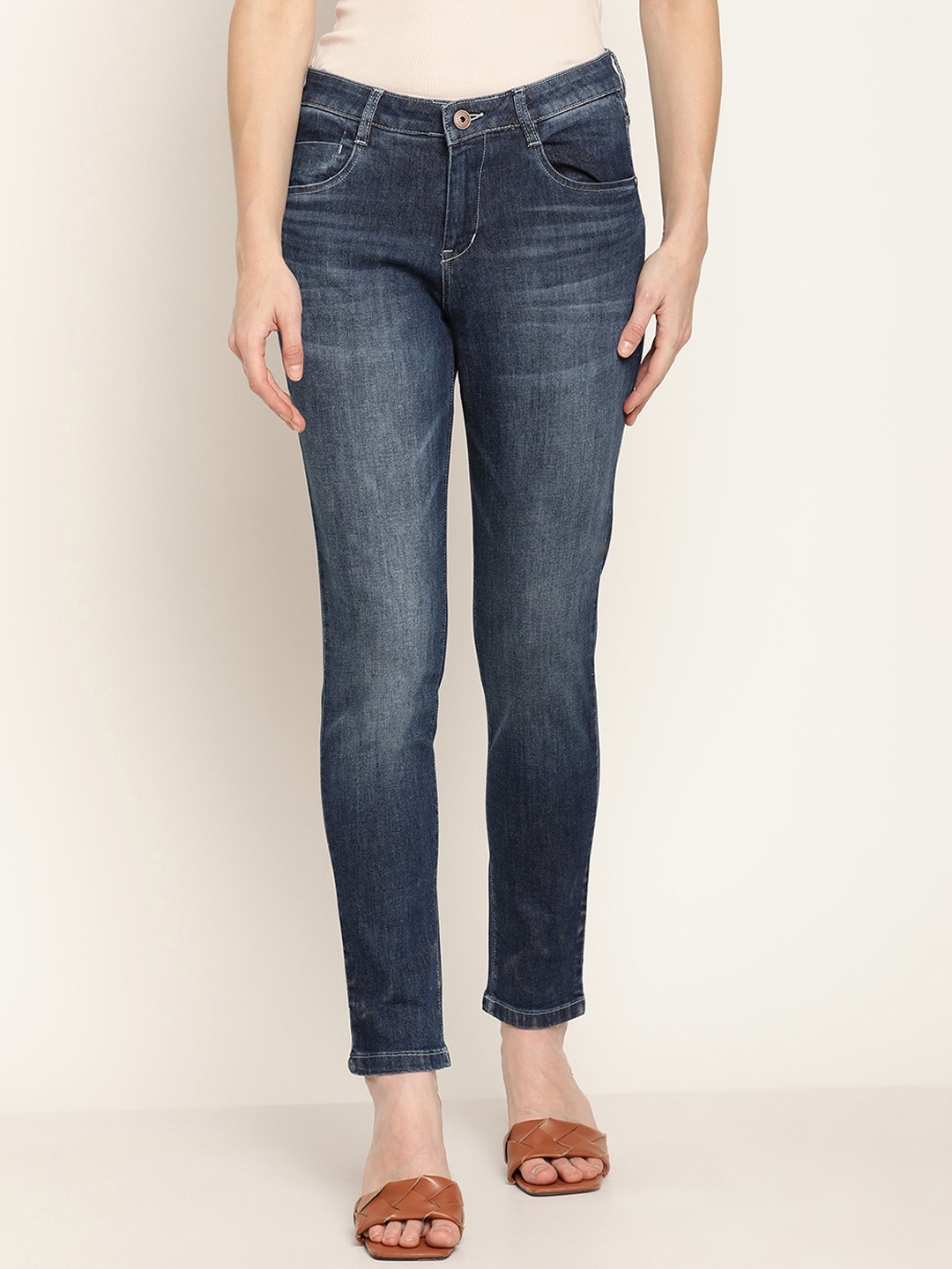 

Cantabil Women Navy Blue Jean Straight Fit Light Fade Stretchable Jeans