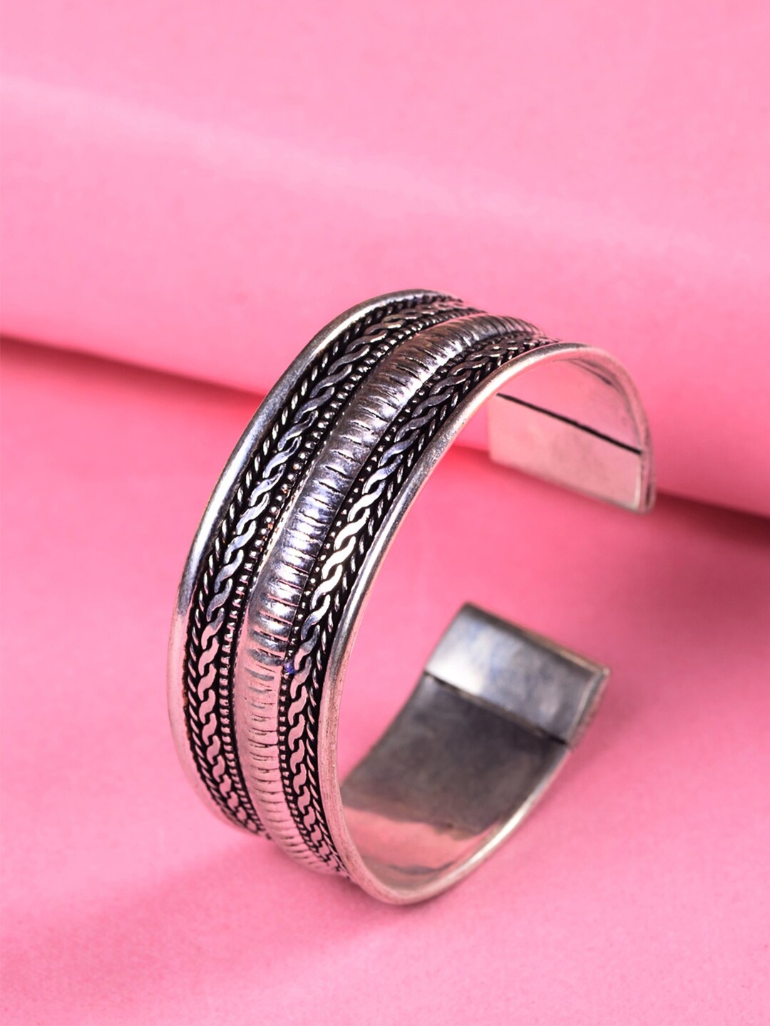 

Saraf RS Jewellery Women Silver-Toned & Black German Silver Handcrafted Cuff Bracelet