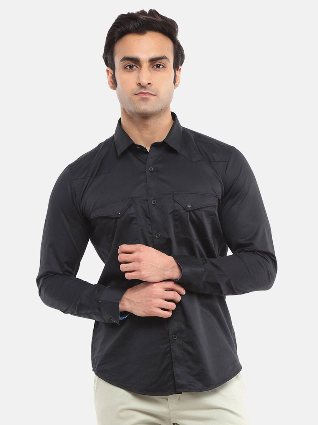 

V-Mart Men Black Slim Fit Casual Shirt