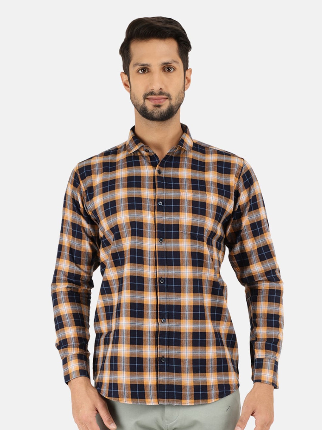 

V-Mart Men Brown Checked Casual Shirt
