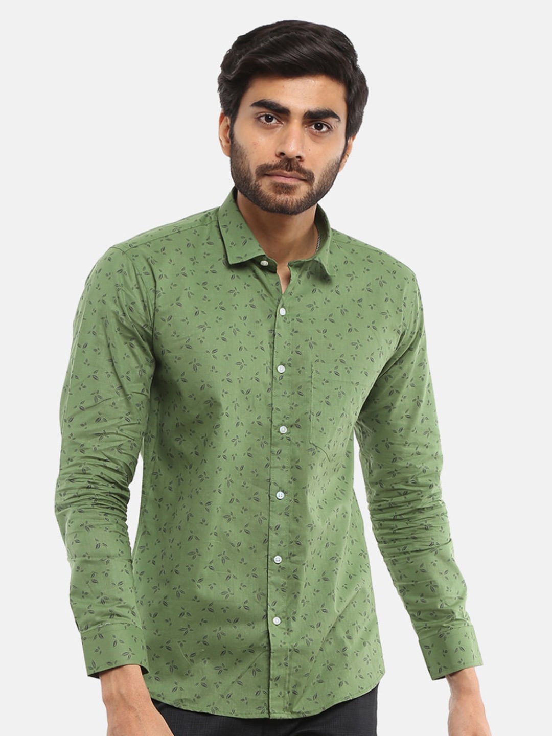 

V-Mart Men Green Printed Formal Shirt