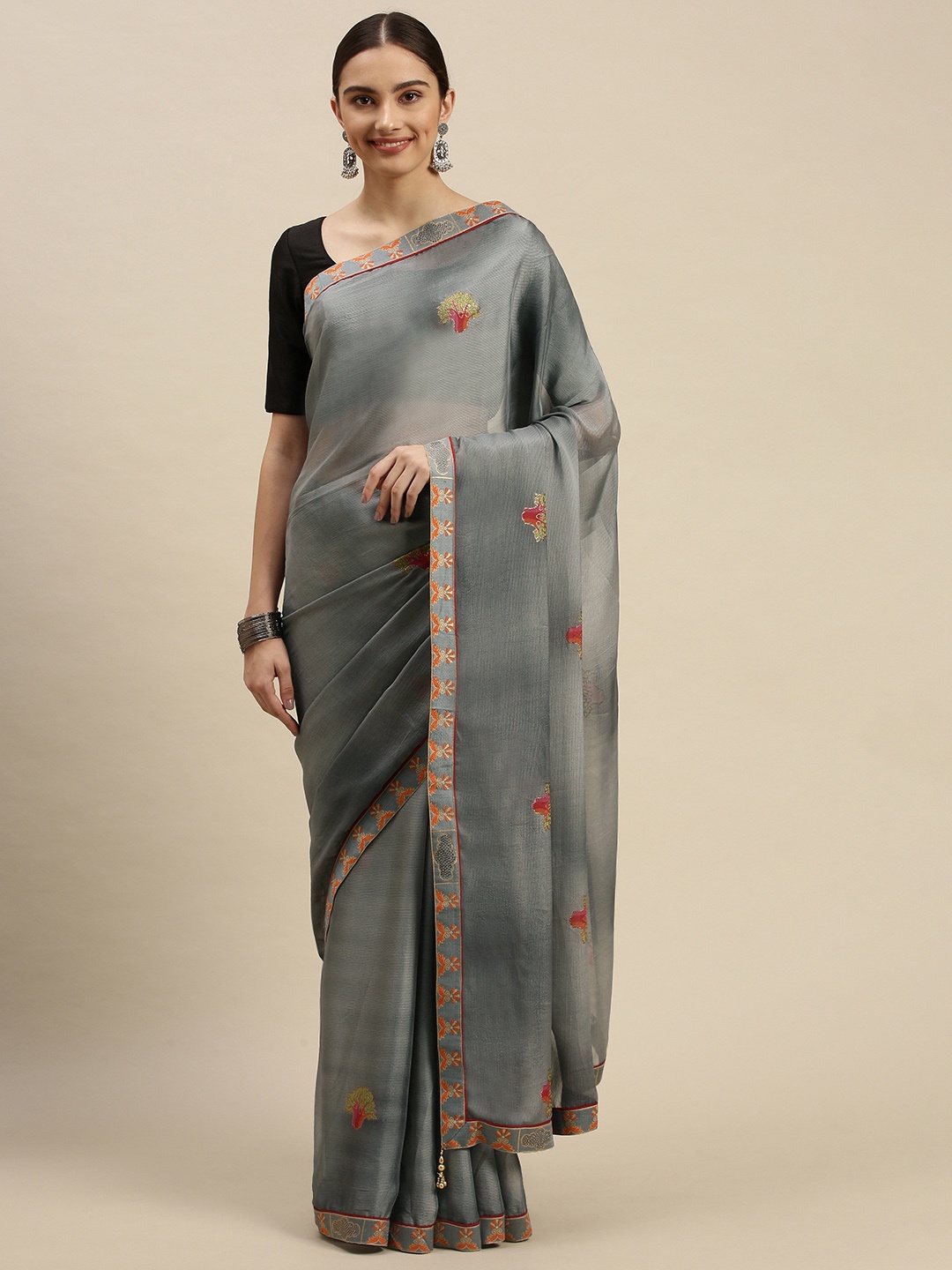 

Triveni Grey & Green Floral Zari Saree