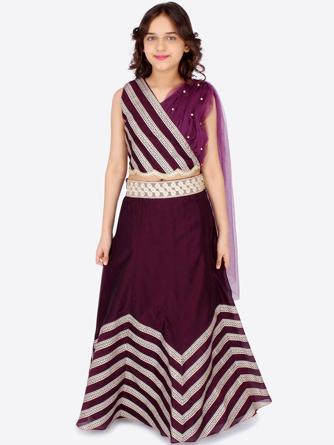 

CUTECUMBER Girls Purple & Gold-Toned Scalloped Hem Choli with Lehenga
