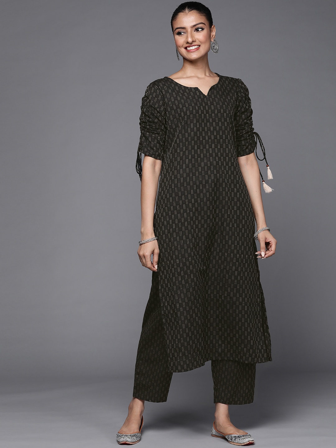 

KSUT Women Black Kurta with Trousers