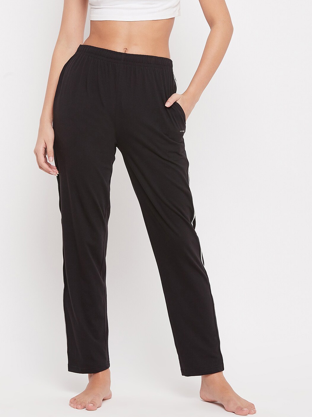 

Okane Women Black Solid Cotton Lounge Pants