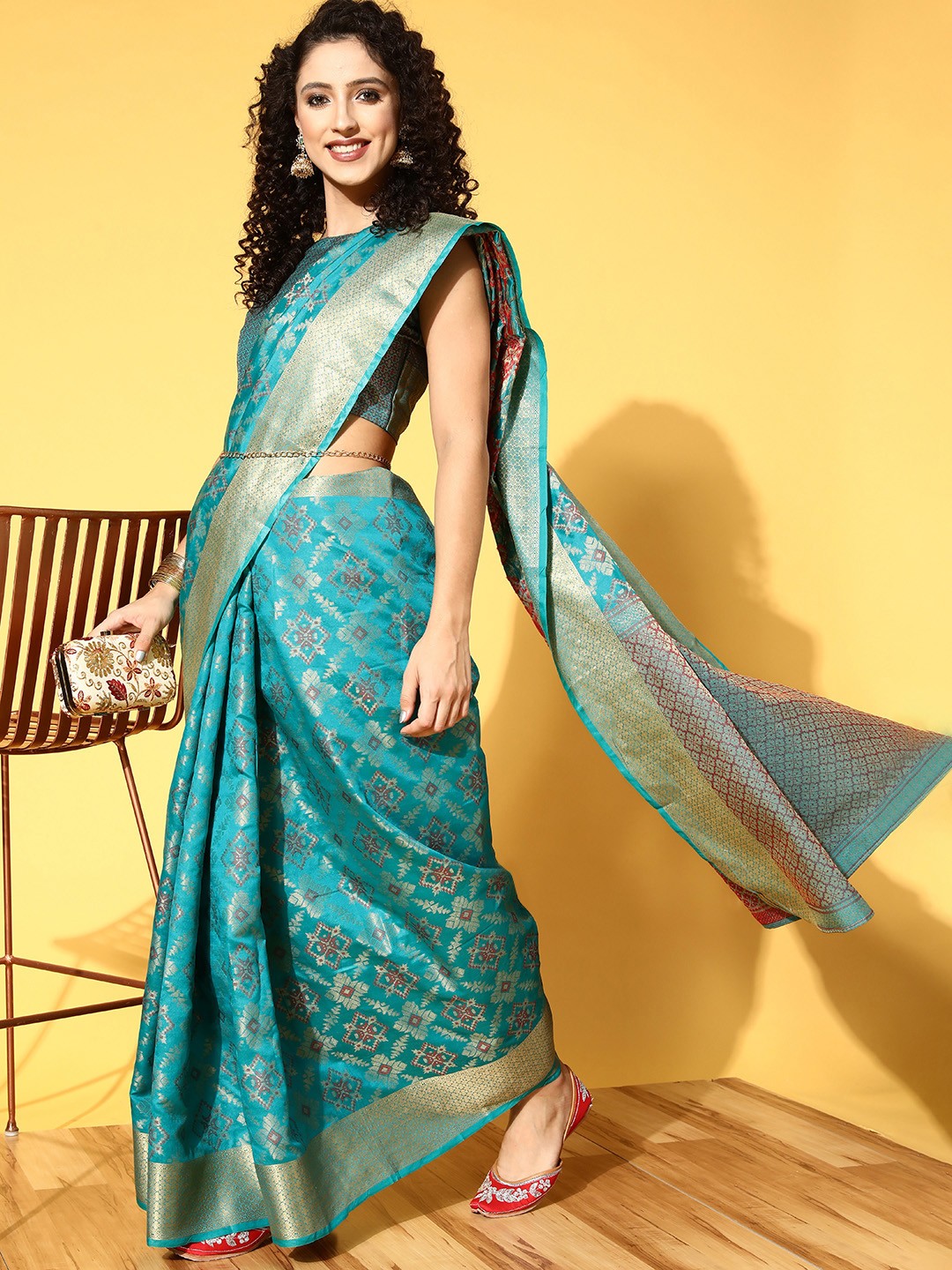 

Saree mall Ethnic Motifs Saree with Woven Design Border, Sea green