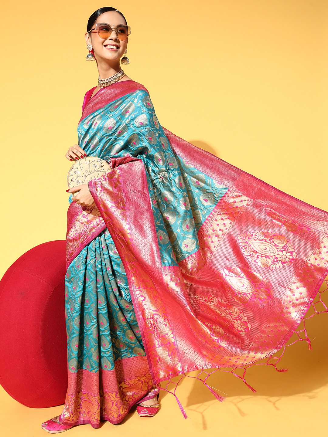 

Saree mall Floral Saree with Woven Design Border, Turquoise blue