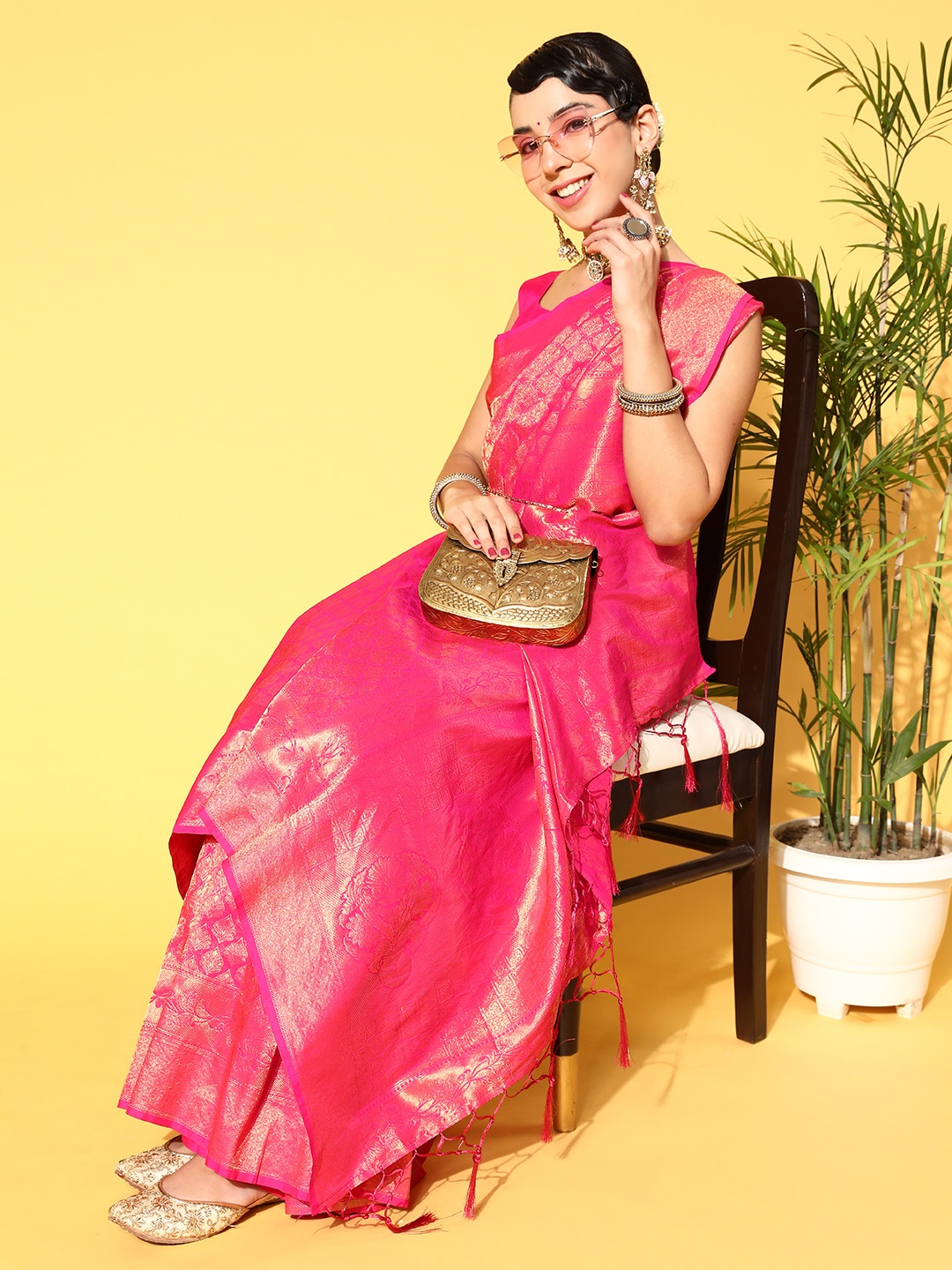 

Saree mall Ethnic Motifs Saree with Woven Design Border, Pink
