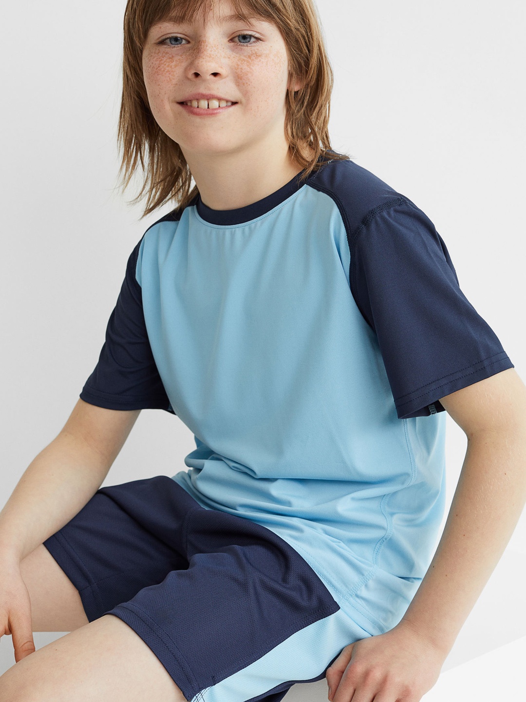 

H&M Boys Blue 2-piece Sports Set