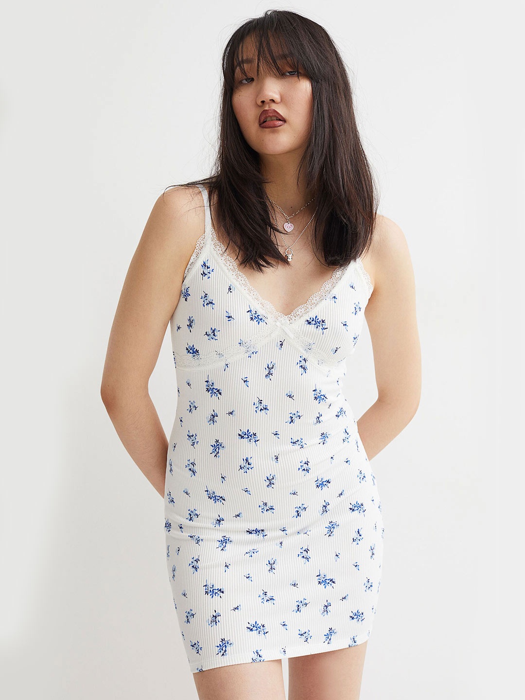 

H&M White & Blue Floral Printed Ribbed Lace Bodycon Dress