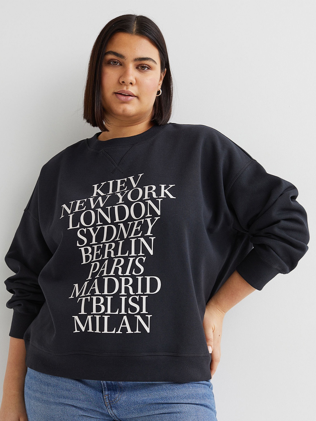 

H&M+ Women Plus Size Black Typography Printed Sweatshirt