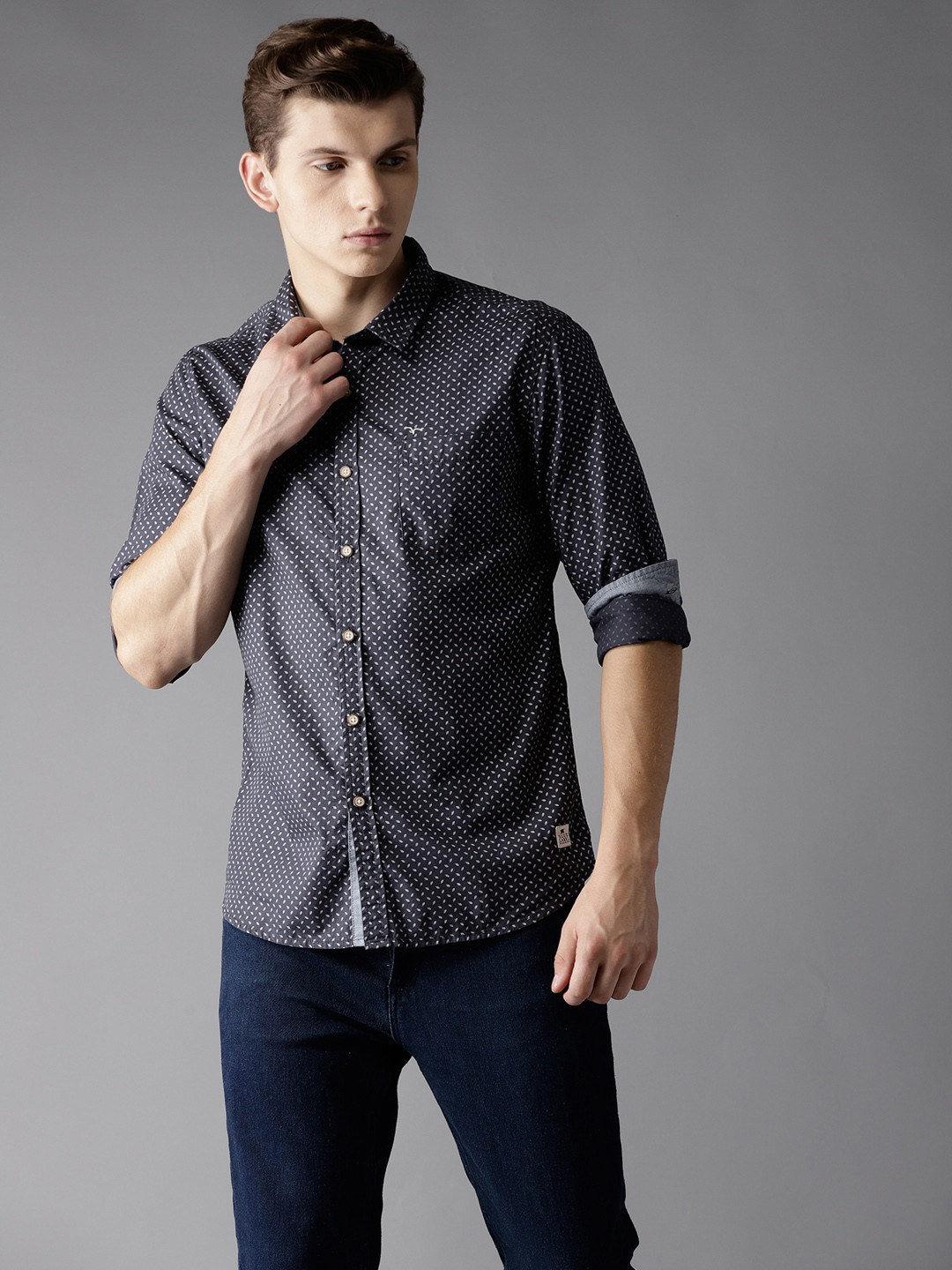

Flying Machine Men Navy Slim Fit Printed Casual Shirt, Navy blue