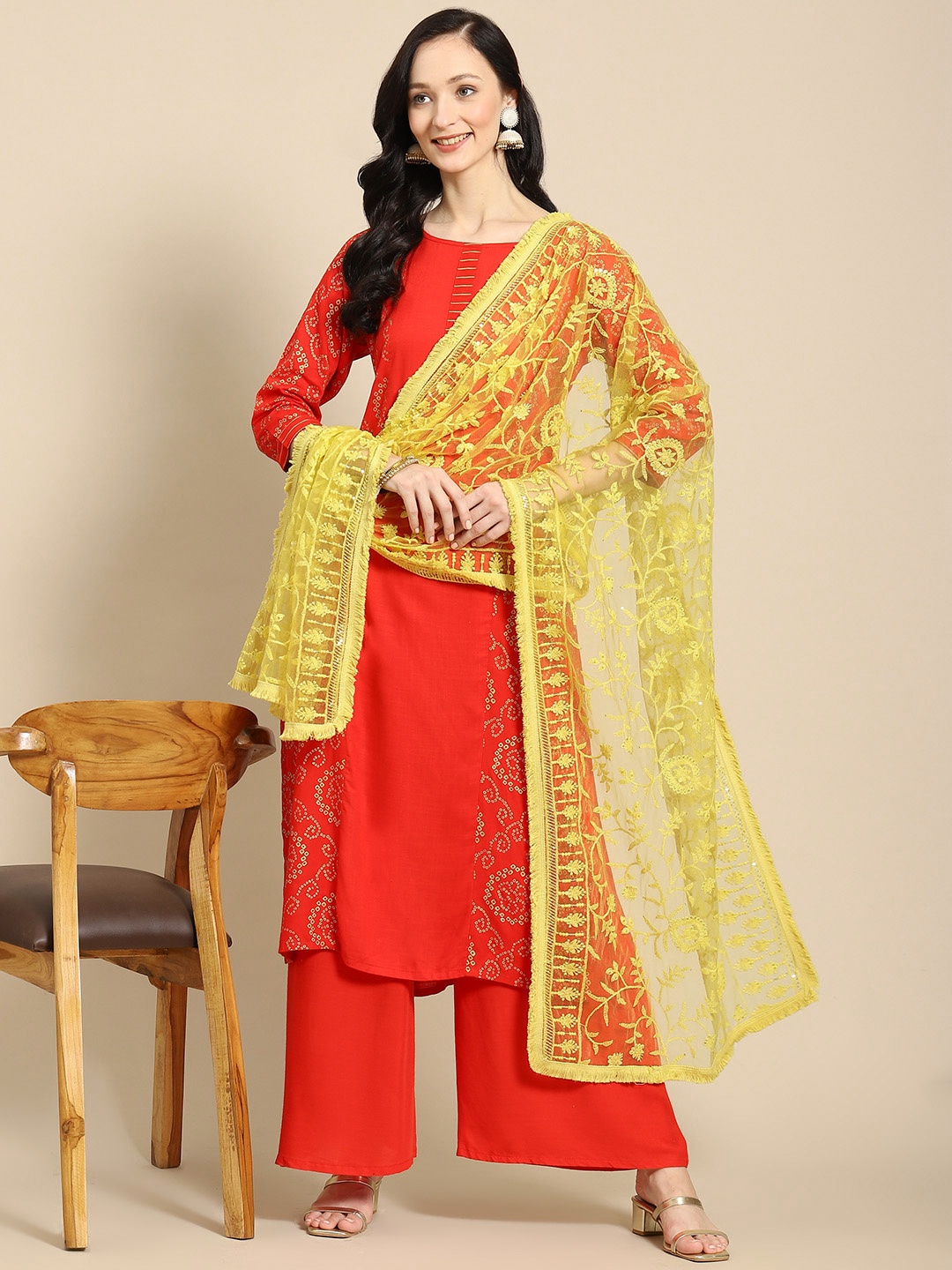 

Saadgi Yellow & Gold-Toned Embroidered Dupatta with Chikankari