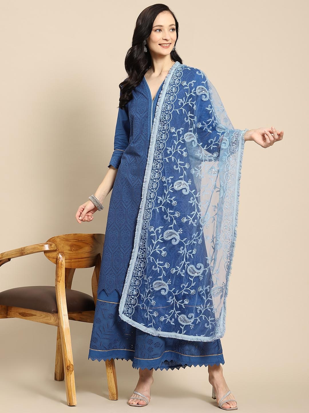 

Saadgi Blue & Gold-Toned Ethnic Motifs Embroidered Dupatta with Chikankari