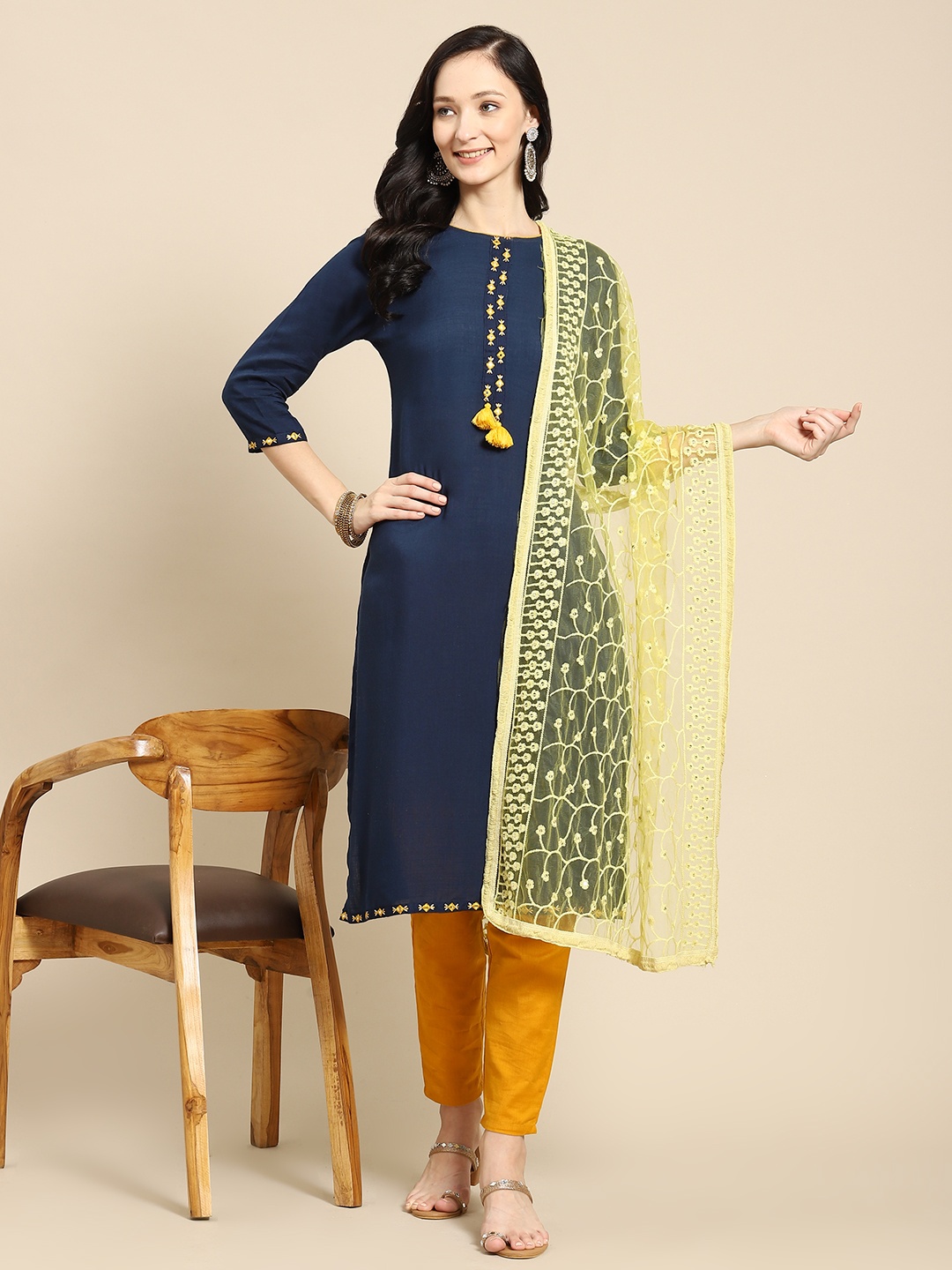 

Saadgi Yellow Ethnic Motifs Embroidered Dupatta with Chikankari