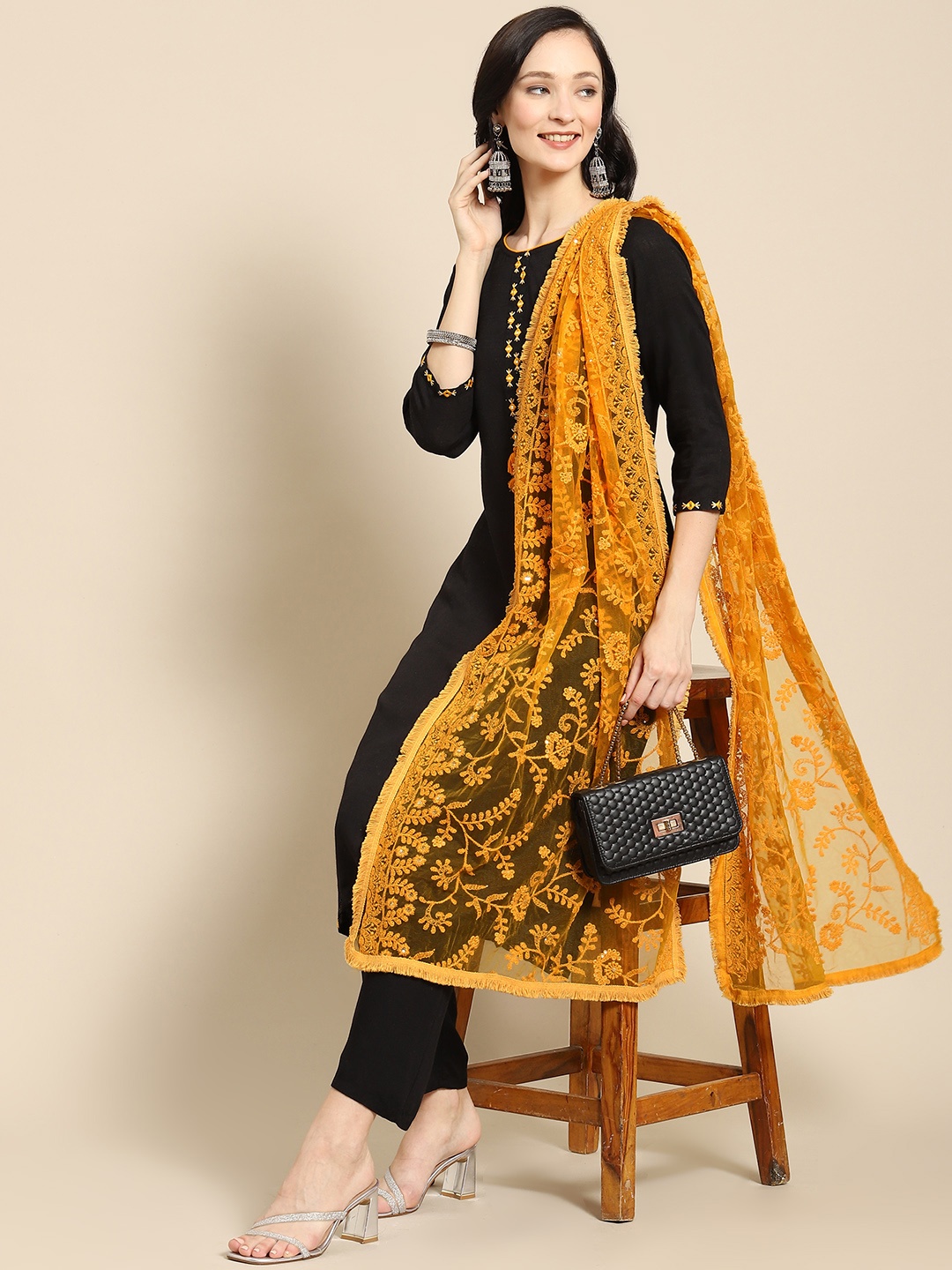 

Saadgi Mustard & Gold-Toned Embroidered Dupatta with Chikankari