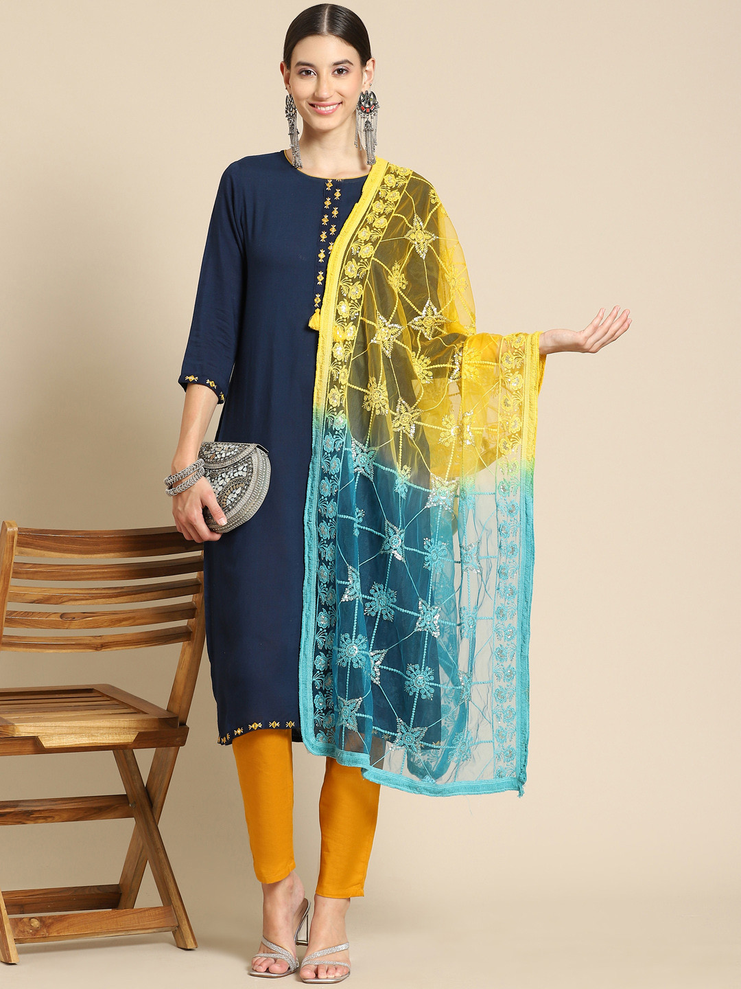 

Saadgi Blue & Yellow Ethnic Motifs Embroidered Ombre Dupatta with Chikankari