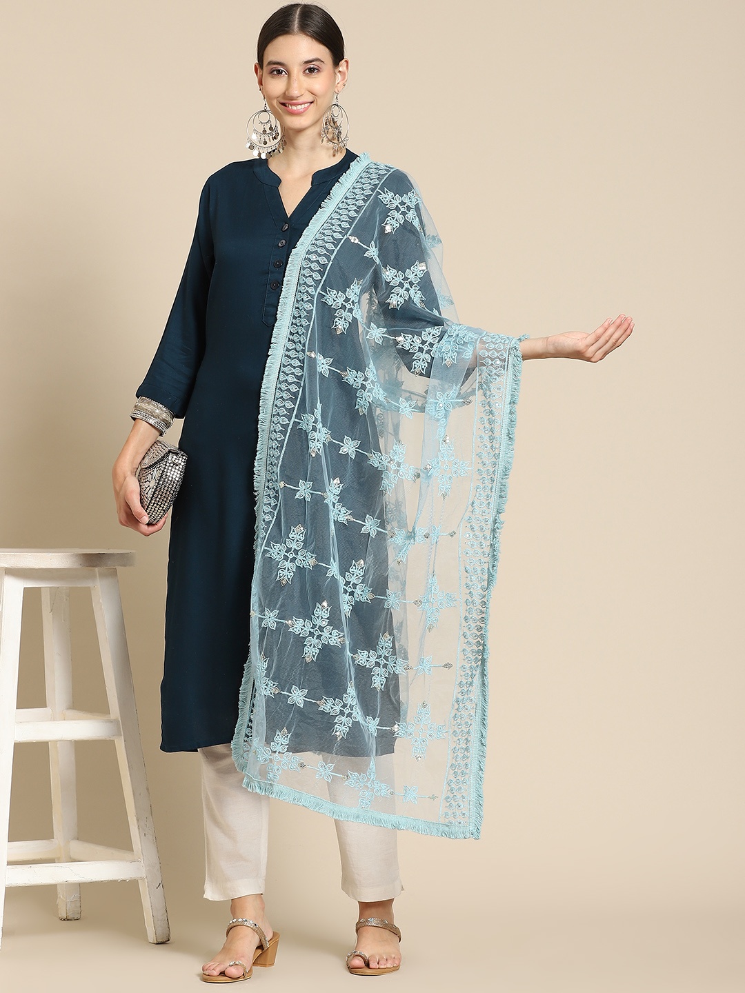 

Saadgi Blue & Gold-Toned Ethnic Motifs Embroidered Dupatta with Chikankari