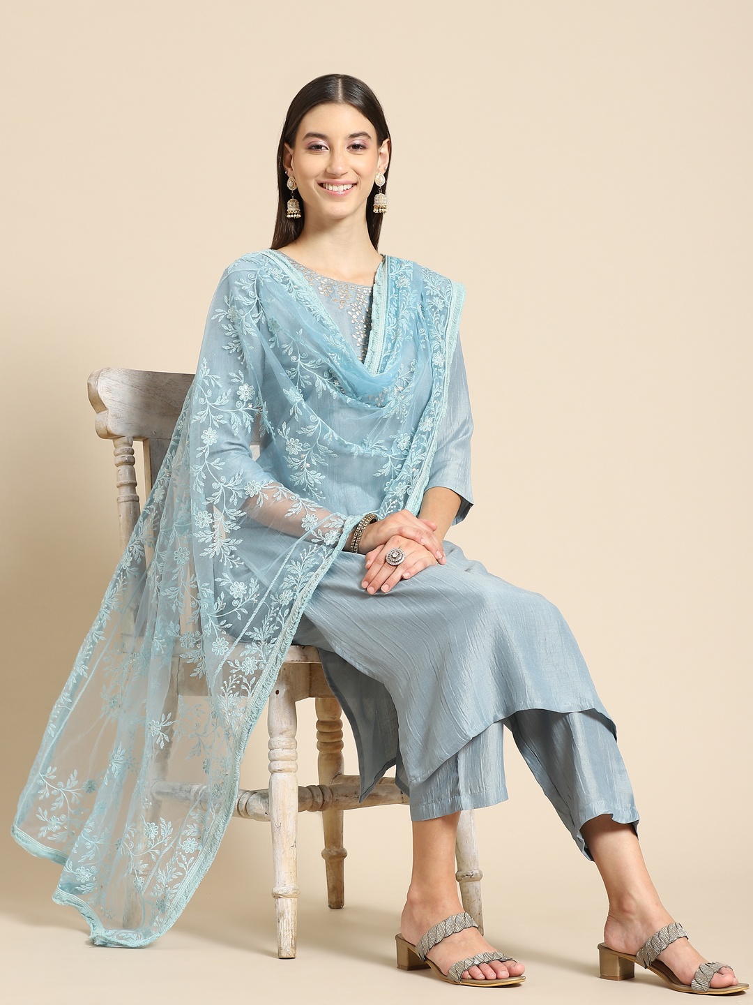 

Saadgi Blue & Gold-Toned Ethnic Motifs Embroidered Dupatta with Chikankari