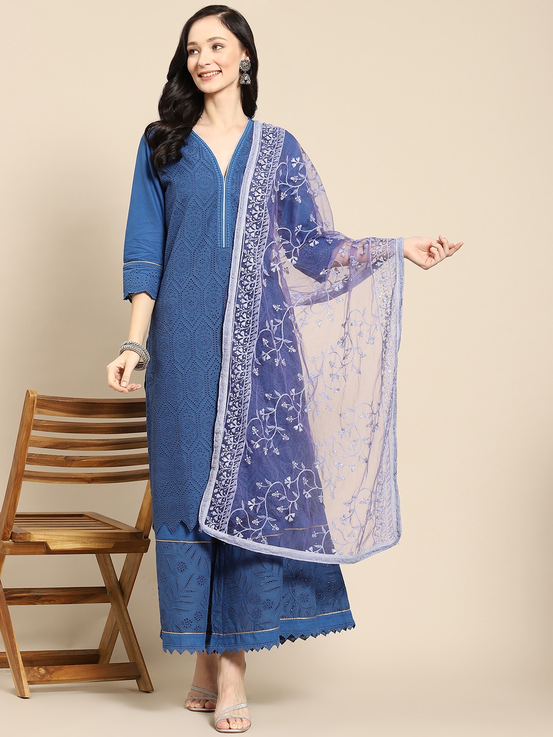 

Saadgi Blue & Golden Ethnic Motifs Embroidered Dupatta with Chikankari