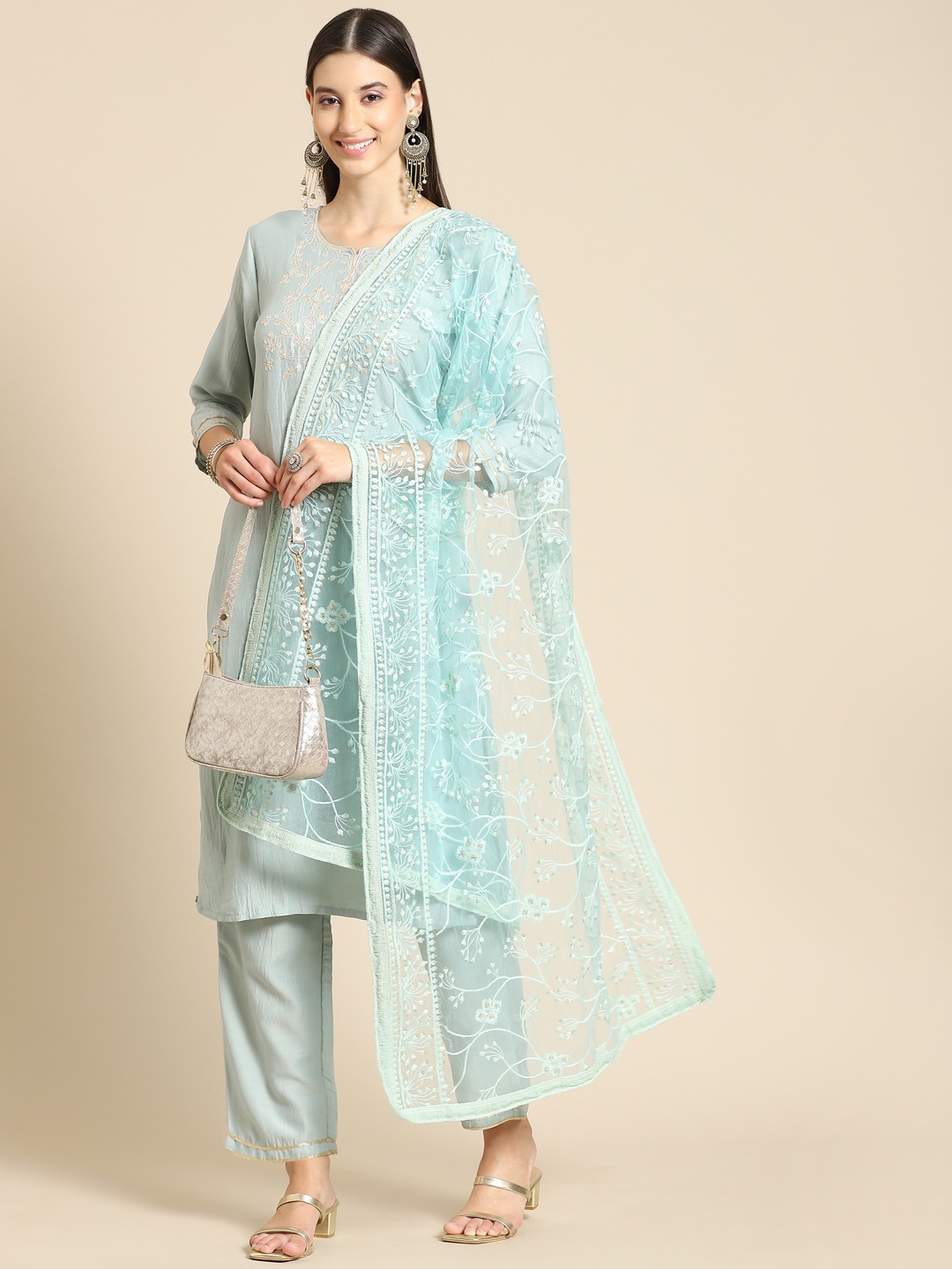 

Saadgi Sea Green & Golden Chikankari Embroidered Dupatta