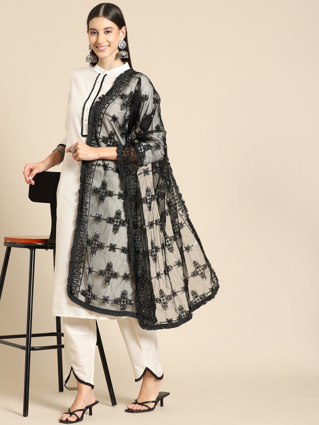 

Saadgi Black & Golden Chikankari Embroidered Dupatta