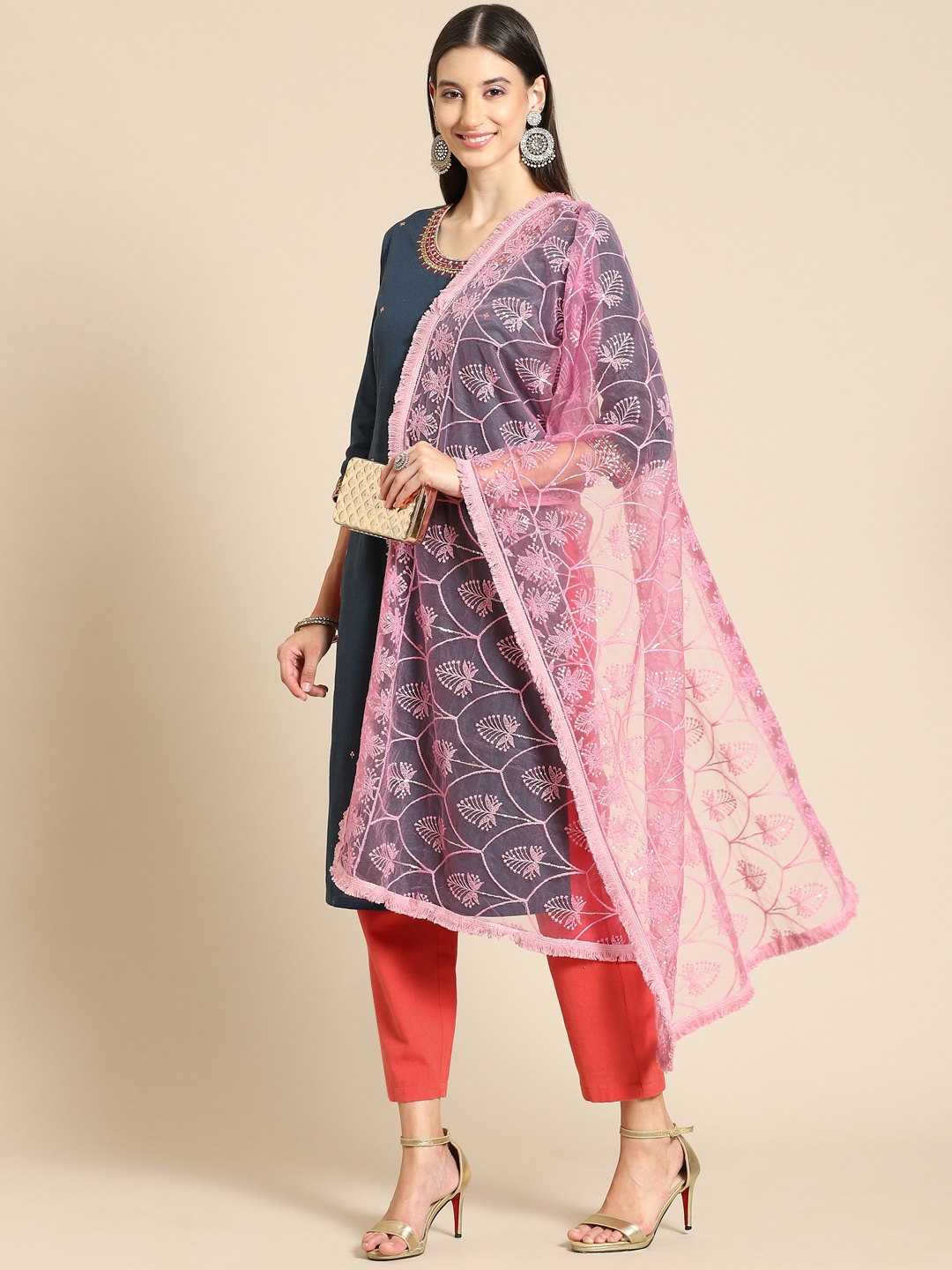 

Saadgi Pink & Gold-Toned Ethnic Motifs Embroidered Dupatta with Chikankari