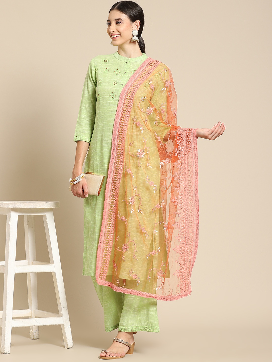 

Saadgi Peach-Coloured Embroidered Dupatta with Chikankari