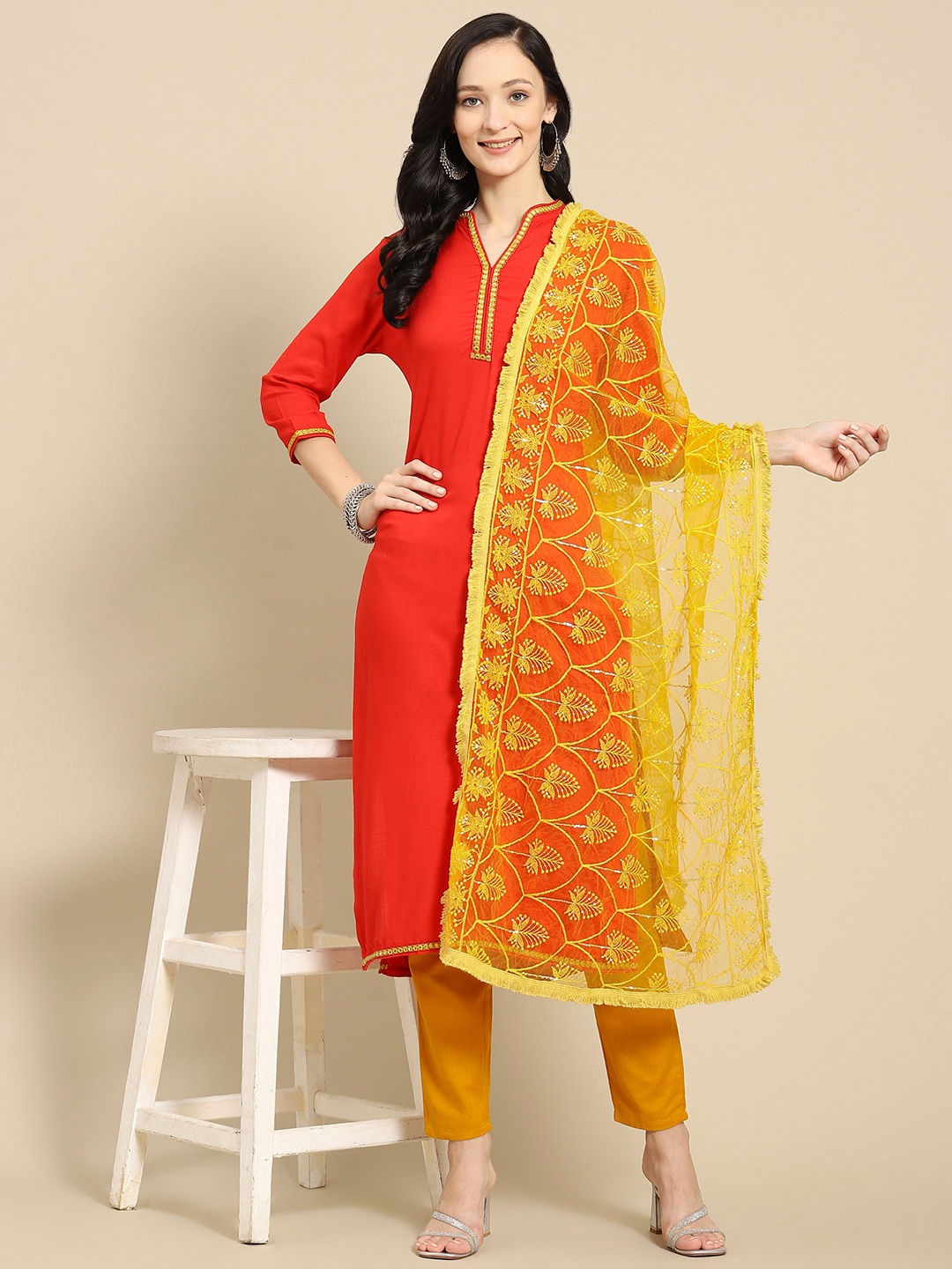

Saadgi Yellow & Gold-Toned Ethnic Motifs Embroidered Dupatta with Chikankari