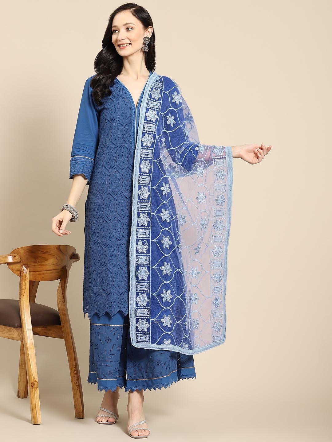 

Saadgi Blue & Gold-Toned Ethnic Motifs Embroidered Dupatta with Chikankari