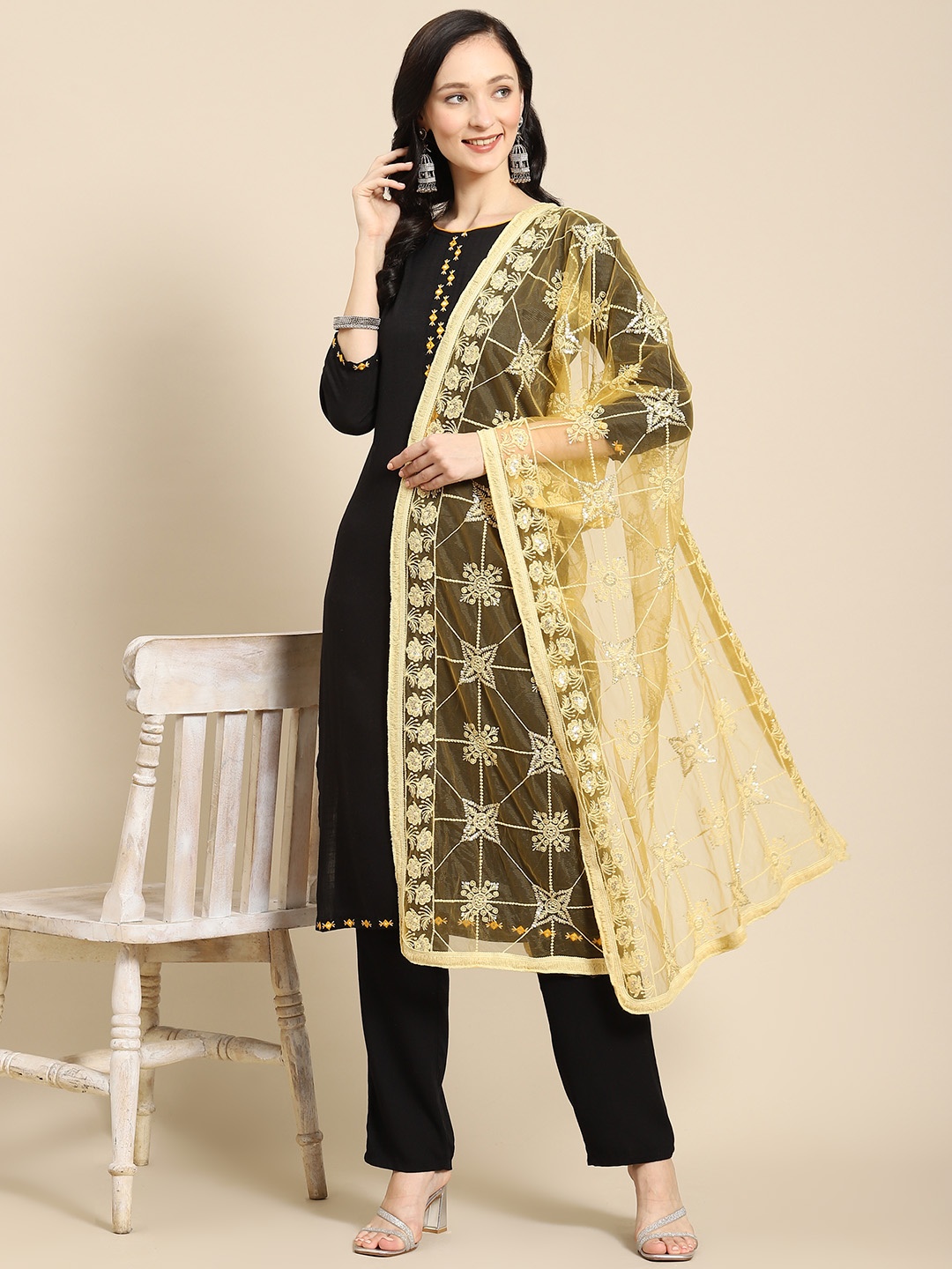 

Saadgi Yellow & Gold-Toned Ethnic Motifs Embroidered Dupatta with Chikankari