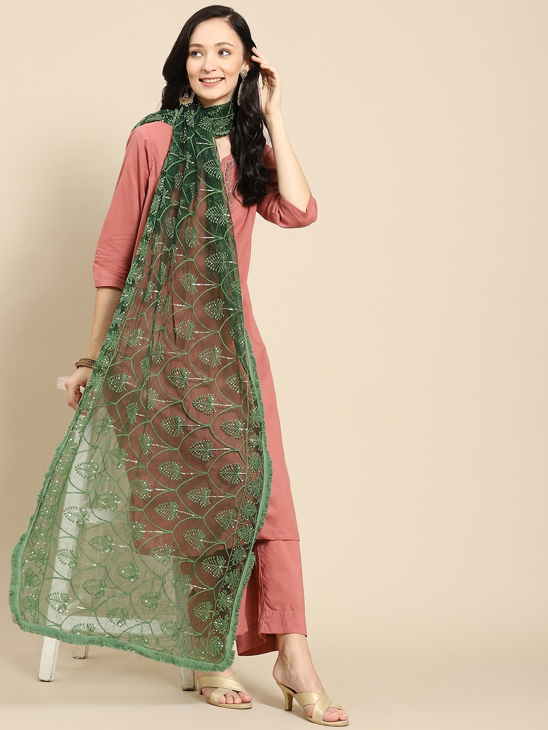 

Saadgi Green & Gold-Toned Ethnic Motifs Embroidered Dupatta with Chikankari