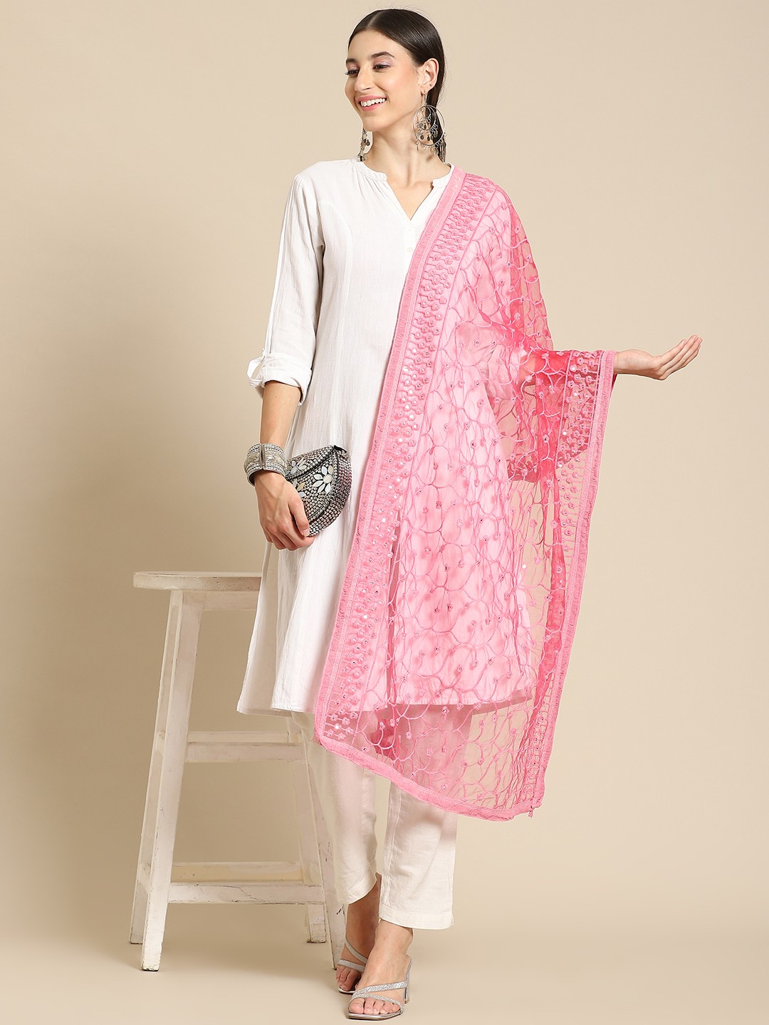 

Saadgi Pink & Gold-Toned Ethnic Motifs Embroidered Dupatta with Chikankari