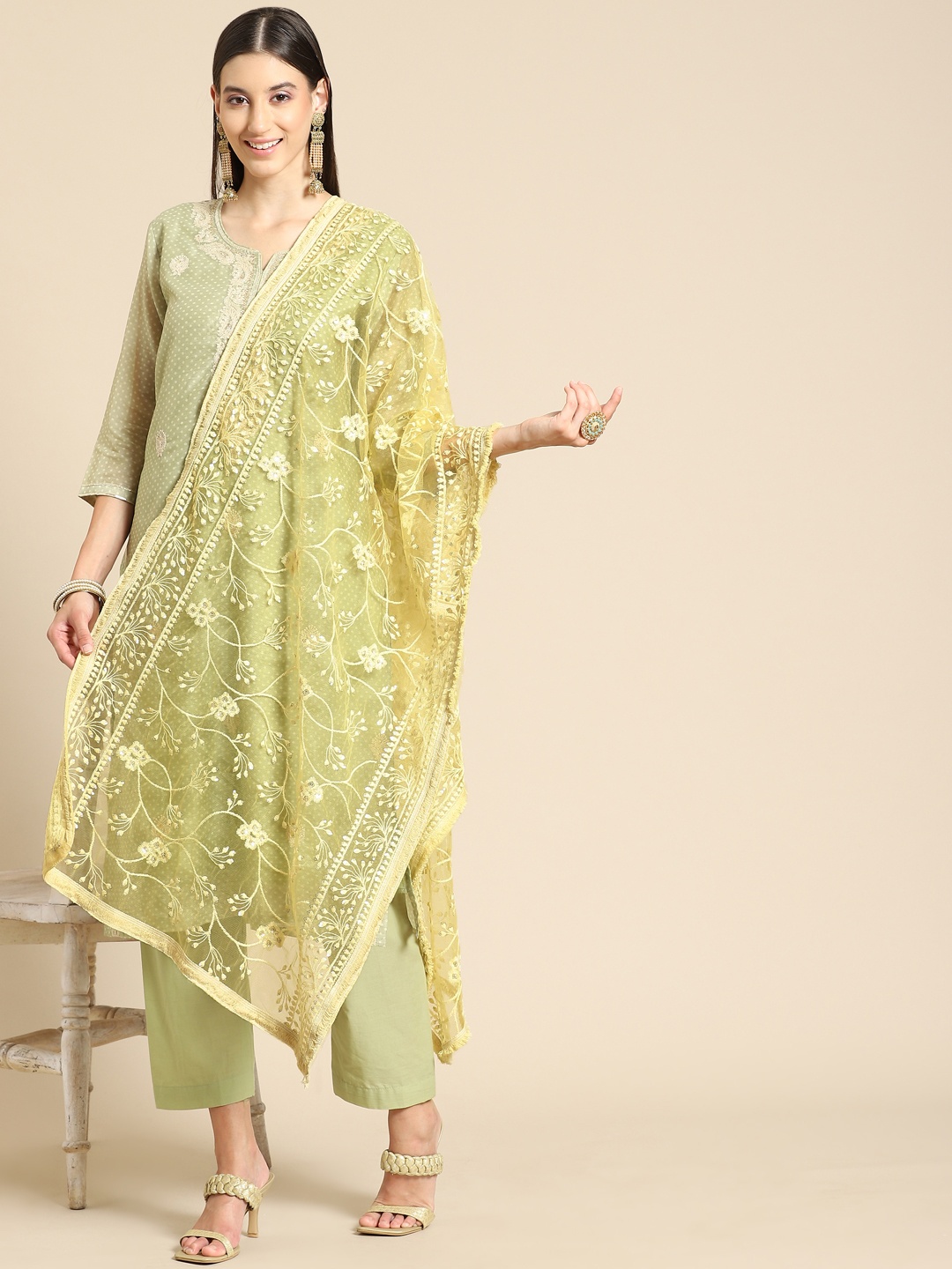

Saadgi Yellow & Gold-Toned Ethnic Motifs Embroidered Dupatta with Chikankari