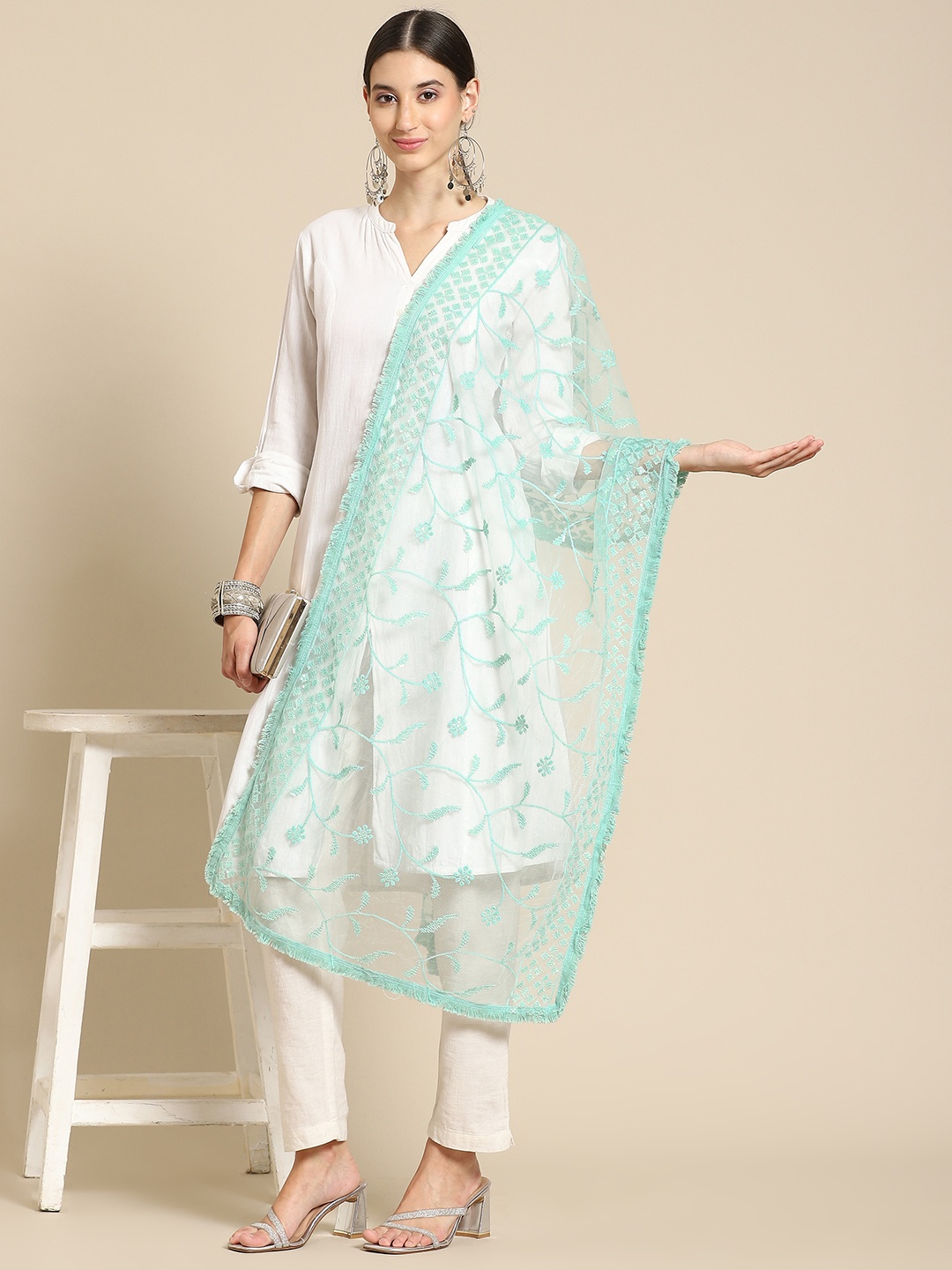 

Saadgi Sea Green & Golden Chikankari Embroidered Dupatta