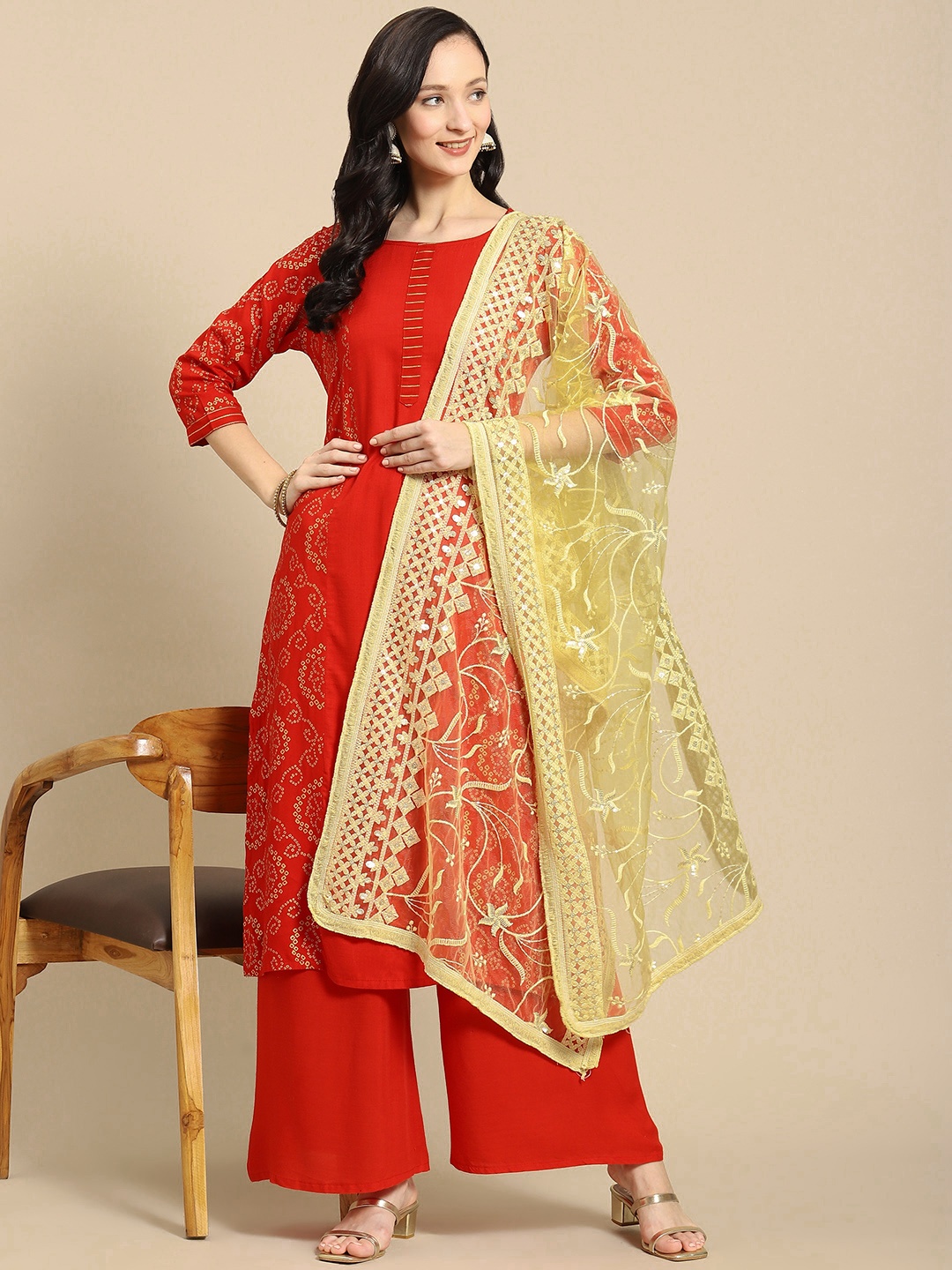

Saadgi Yellow & Gold-Toned Embroidered Dupatta with Chikankari