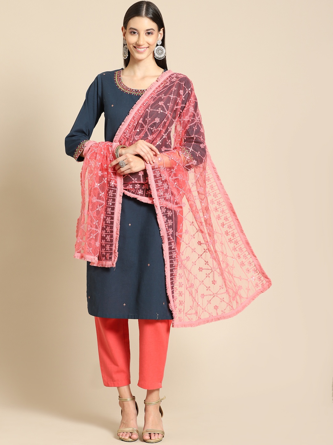 

Saadgi Pink Ethnic Motifs Embroidered Dupatta with Chikankari