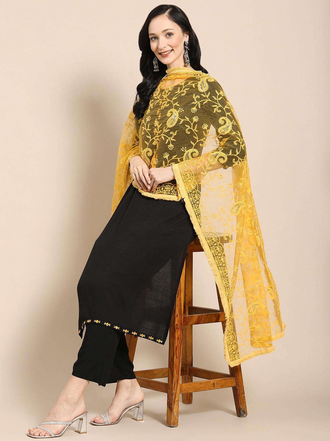 

Saadgi Yellow Chikankari Embroidered Dupatta