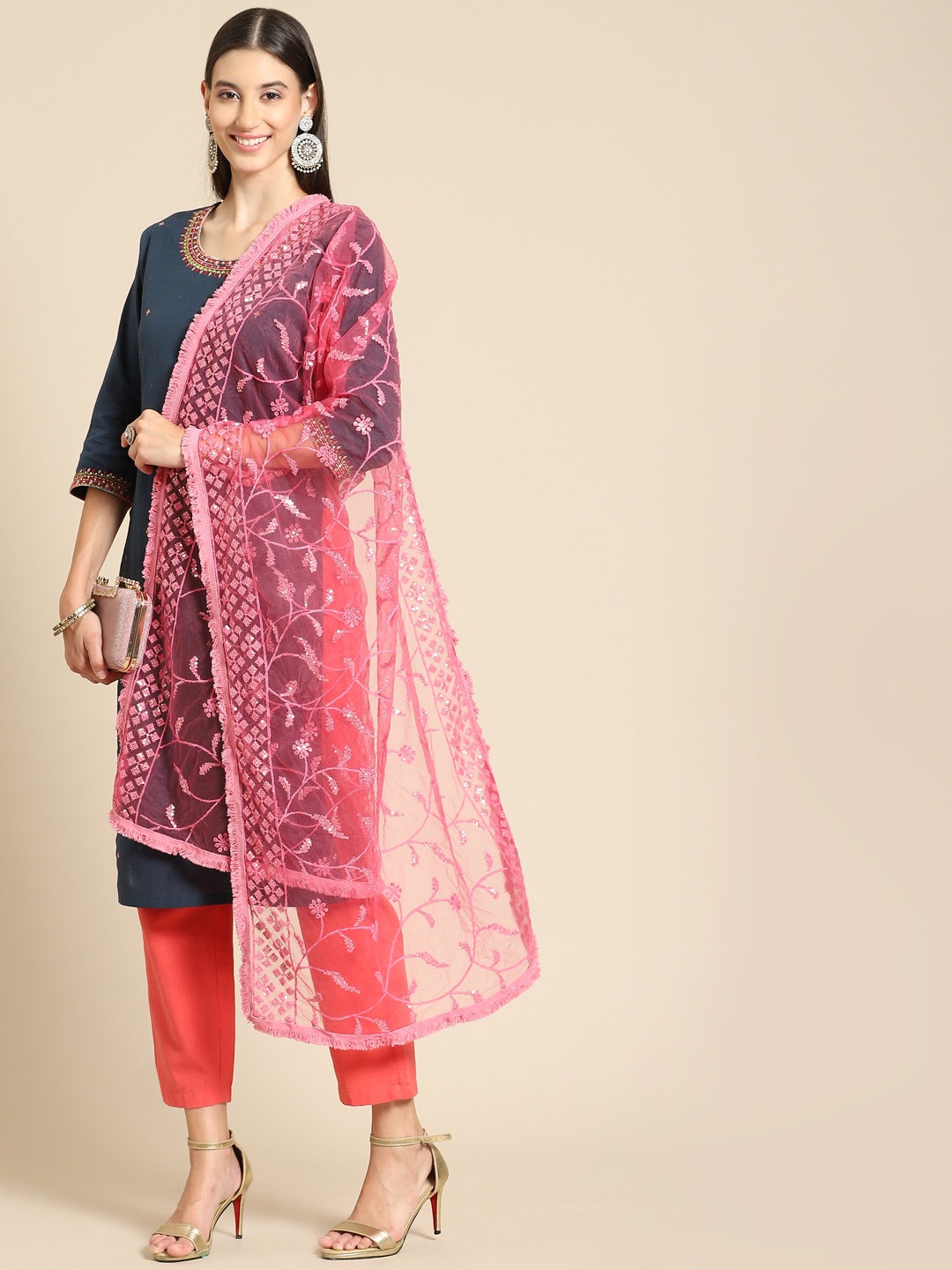 

Saadgi Pink Ethnic Motifs Embroidered Dupatta with Chikankari