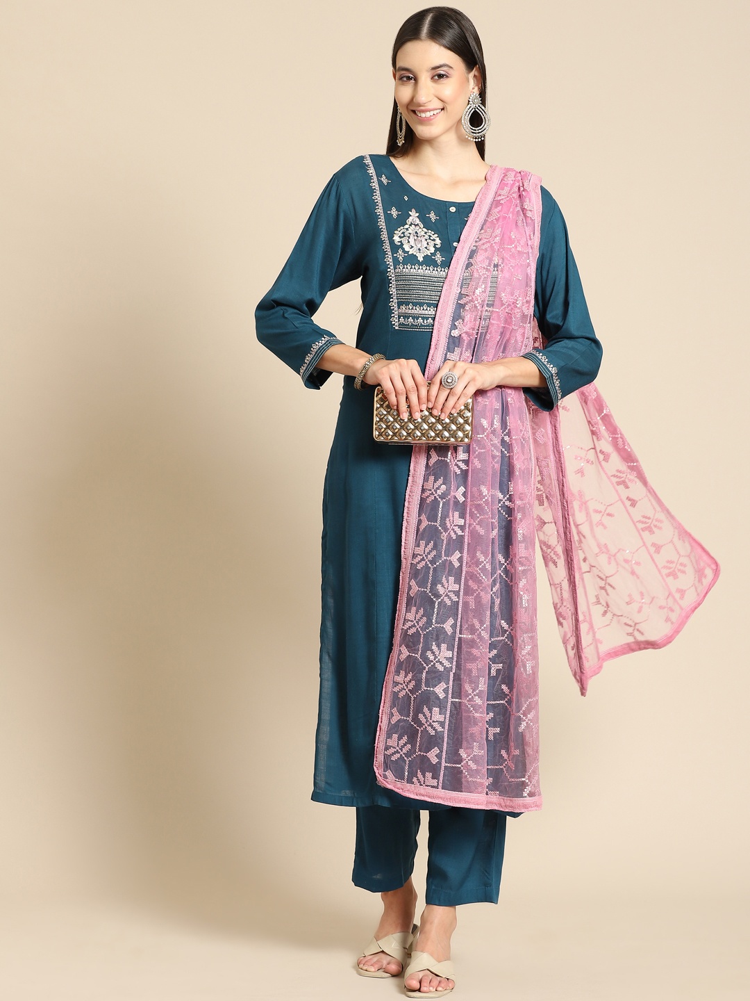 

Saadgi Pink Ethnic Motifs Embroidered Dupatta with Chikankari
