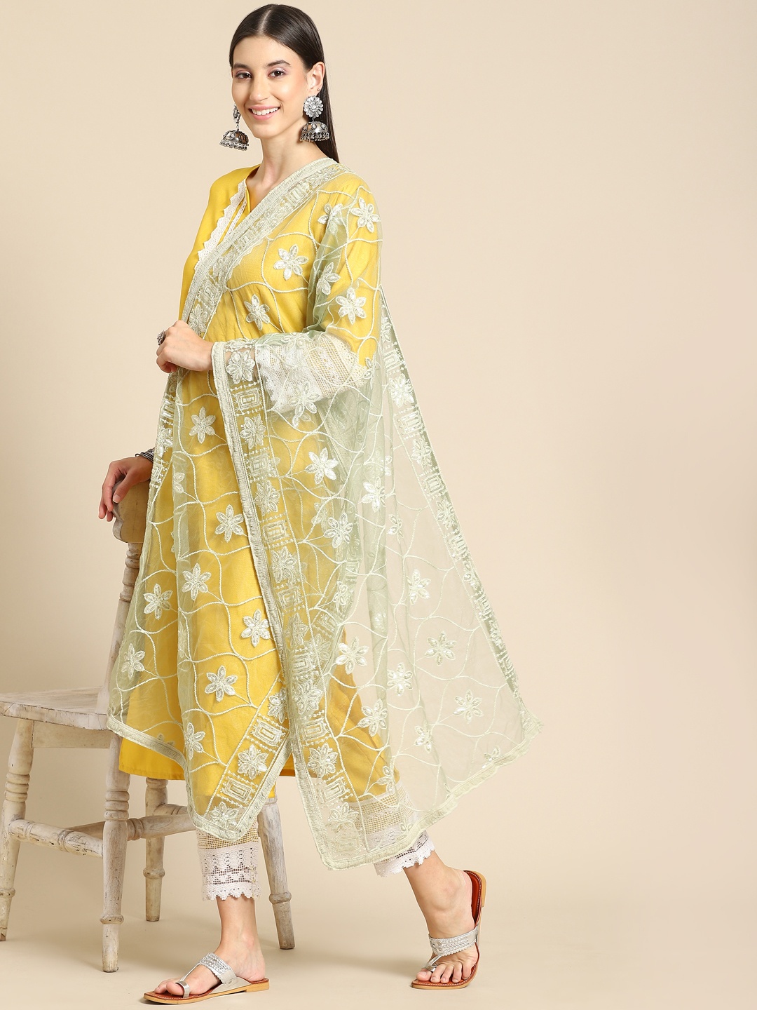 

Saadgi Green Chikankari Embroidered Dupatta