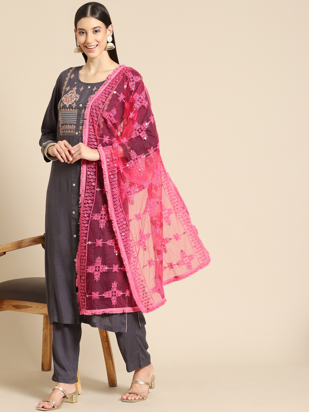 

Saadgi Pink & Gold-Toned Ethnic Motifs Embroidered Dupatta with Chikankari