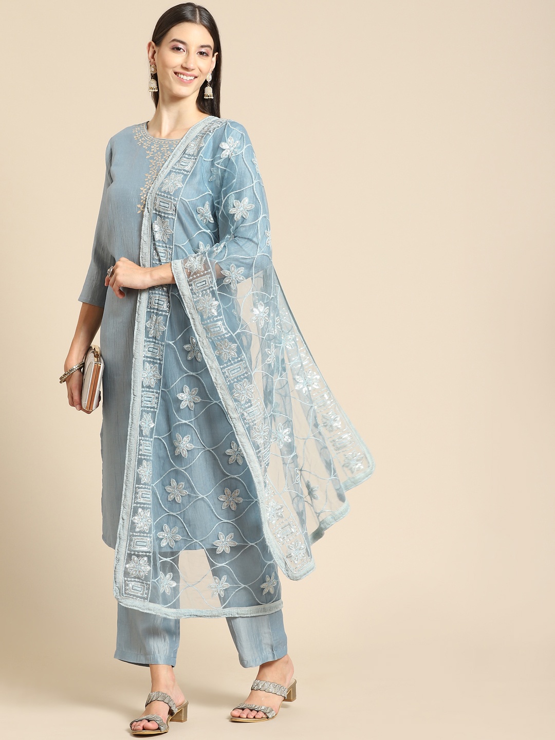 

Saadgi Blue & Gold-Toned Ethnic Motifs Embroidered Dupatta with Chikankari