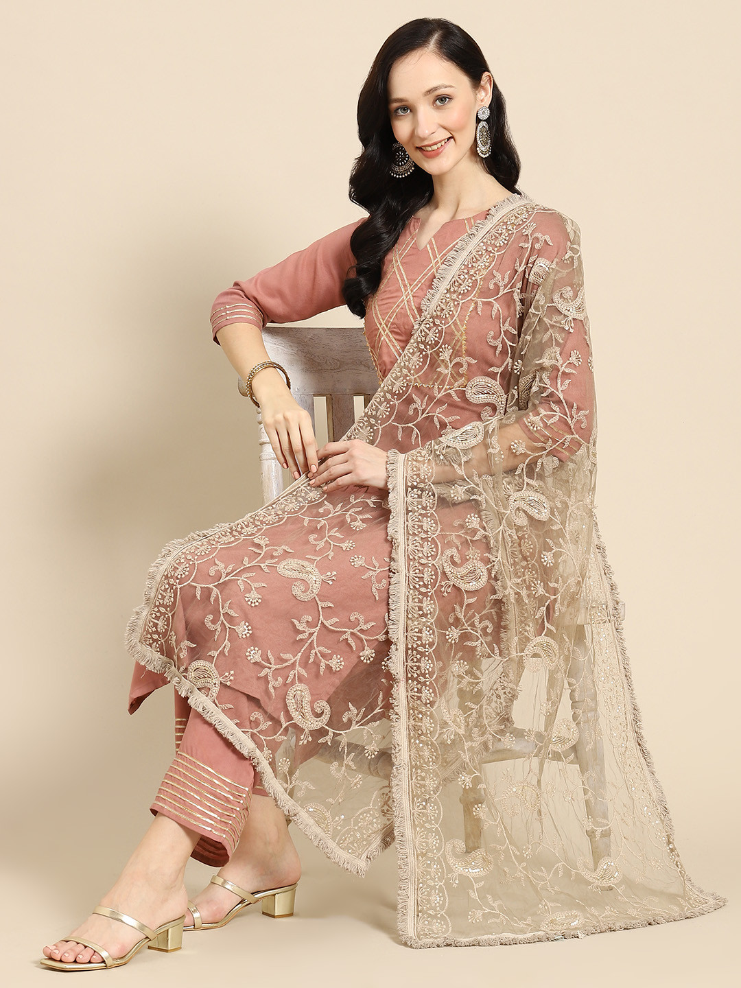 

Saadgi Coffee Brown & Gold-Toned Ethnic Motifs Embroidered Dupatta with Chikankari